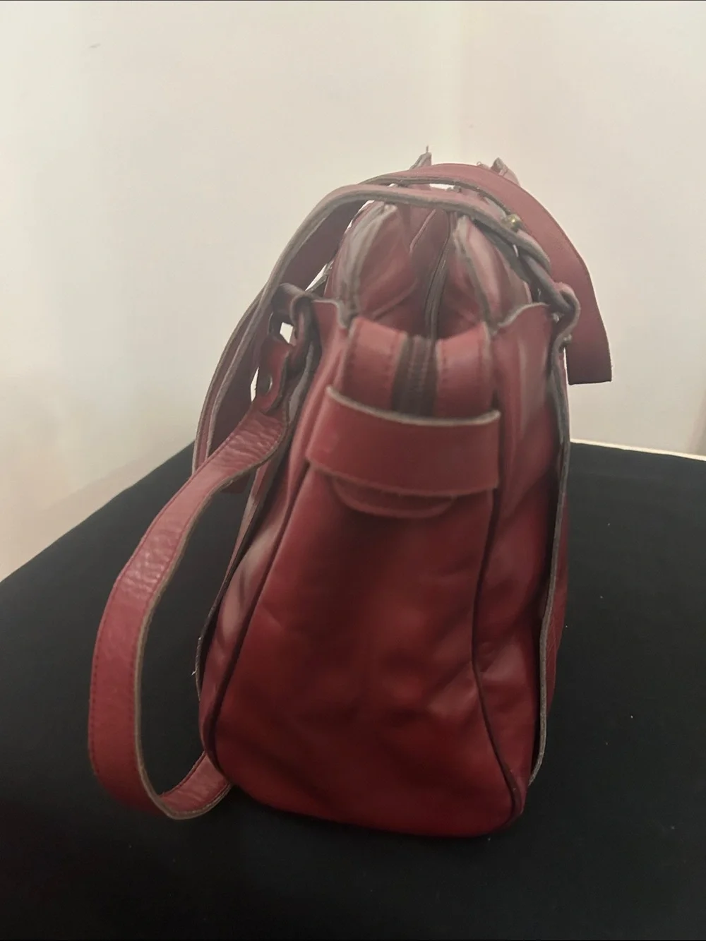 Vintage 70's Etienne Aigner Burgundy Leather Shoulder Bag with Gold Accent